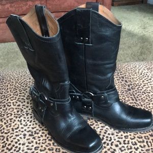 Square-Toe Boots
